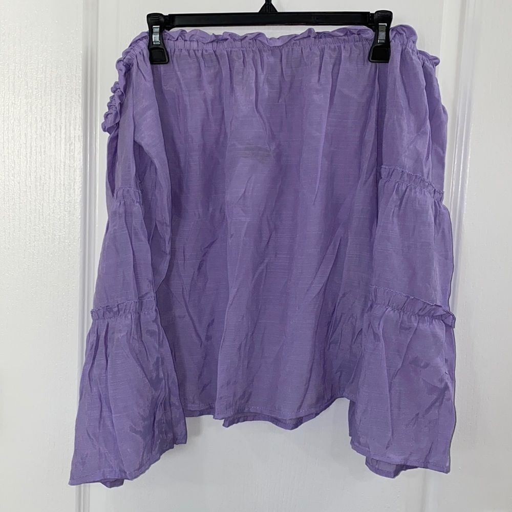 Beautiful Purple Off the Shoulder Top💜